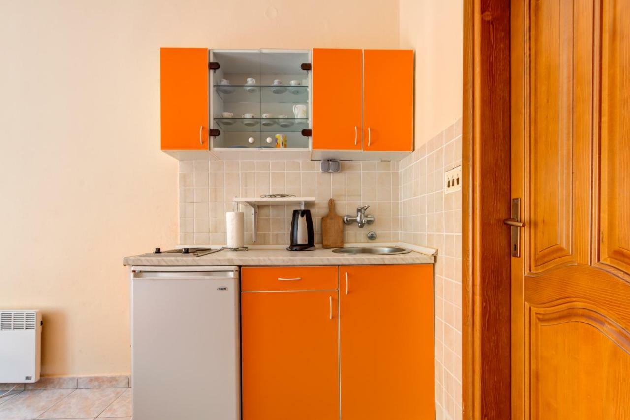 Apartmani Vesna 티바트 외부 사진