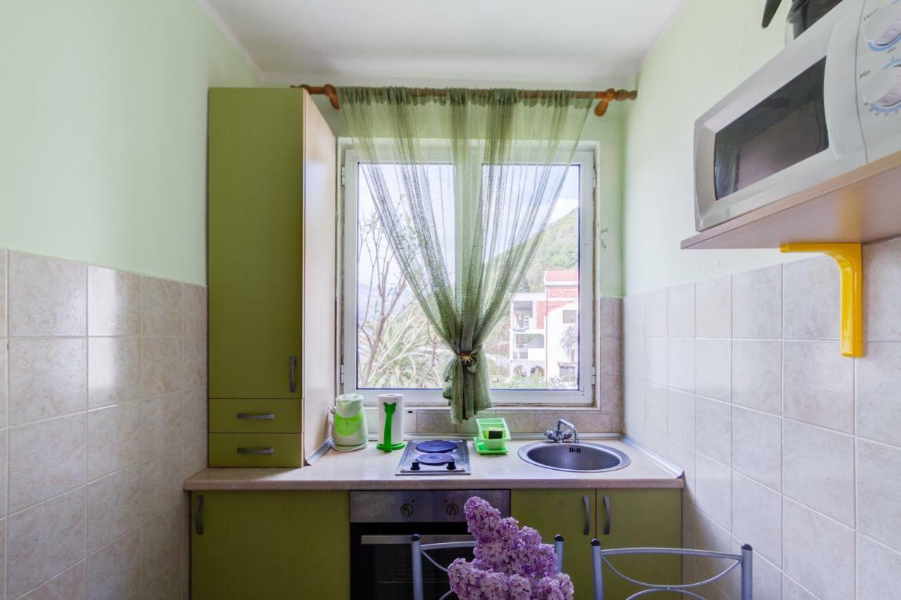 Apartmani Vesna 티바트 외부 사진